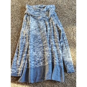 Sno Skins Grey And White Women's XL. Roll Neck Top. Long Sleeve. Cozy